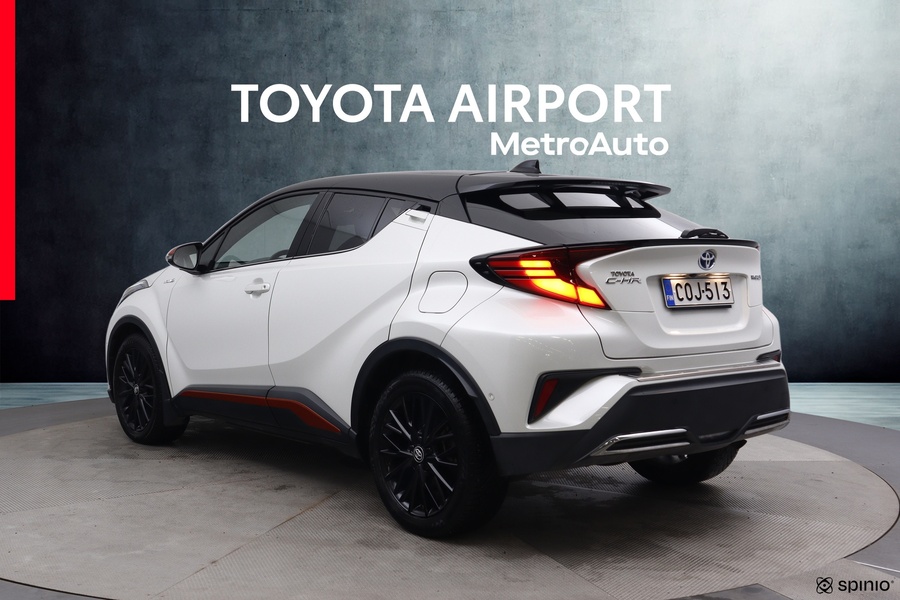 Toyota C-HR vaihtoauto