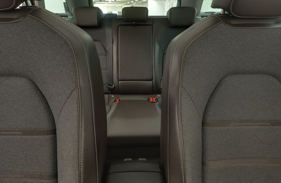 SEAT Leon Sportstourer vaihtoauto