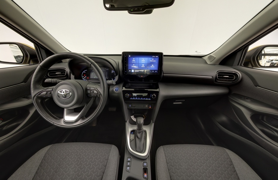 Toyota Yaris Cross vaihtoauto