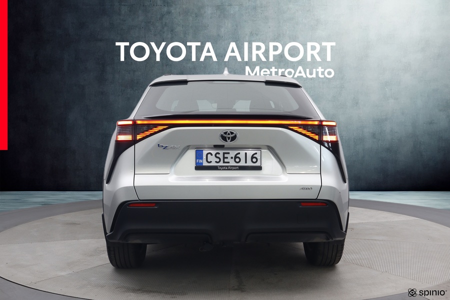 Toyota bZ4X vaihtoauto