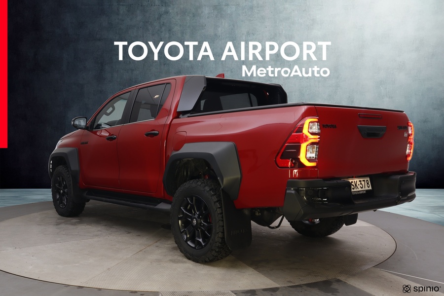 Toyota Hilux vaihtoauto