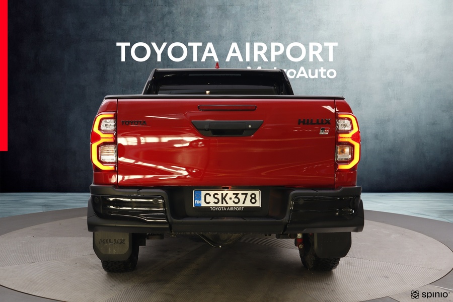 Toyota Hilux vaihtoauto