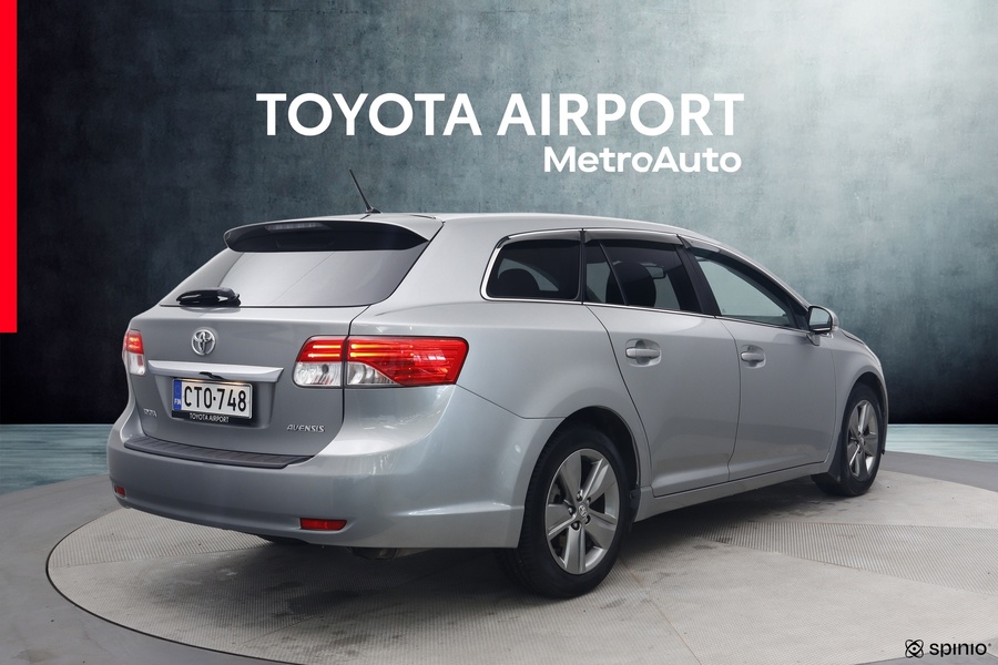 Toyota Avensis vaihtoauto