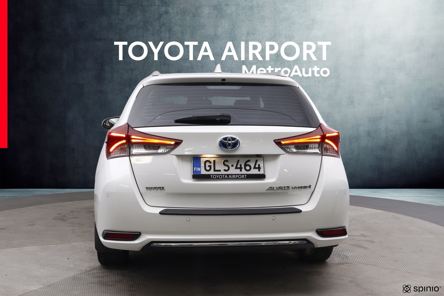 Toyota Auris vaihtoauto