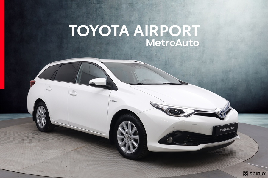 Toyota Auris vaihtoauto