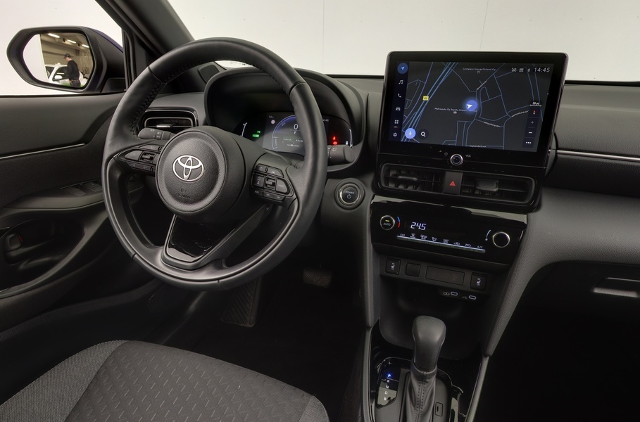 Toyota Yaris Cross vaihtoauto