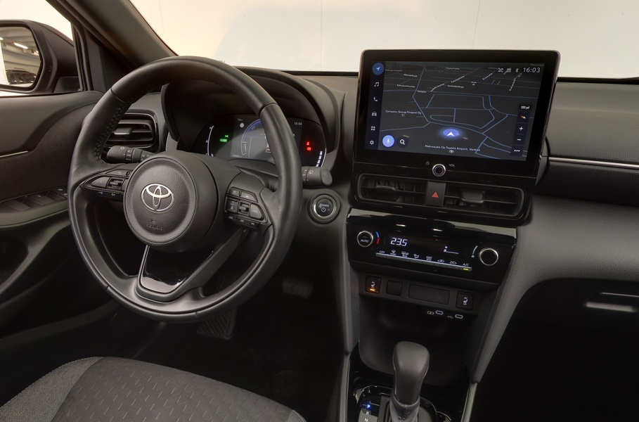 Toyota Yaris Cross vaihtoauto