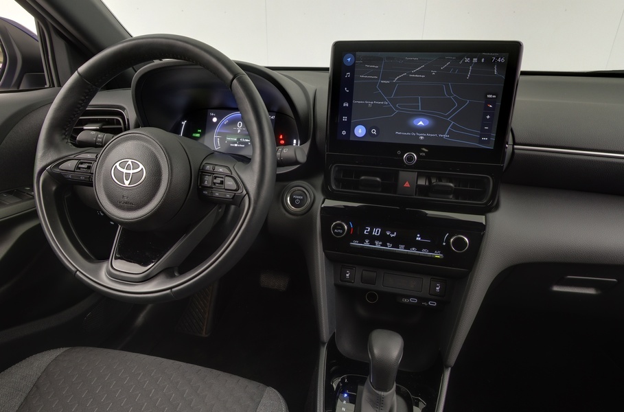 Toyota Yaris Cross vaihtoauto