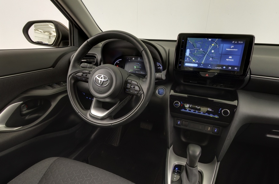 Toyota Yaris Cross vaihtoauto