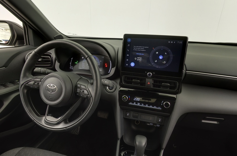 Toyota Yaris Cross vaihtoauto