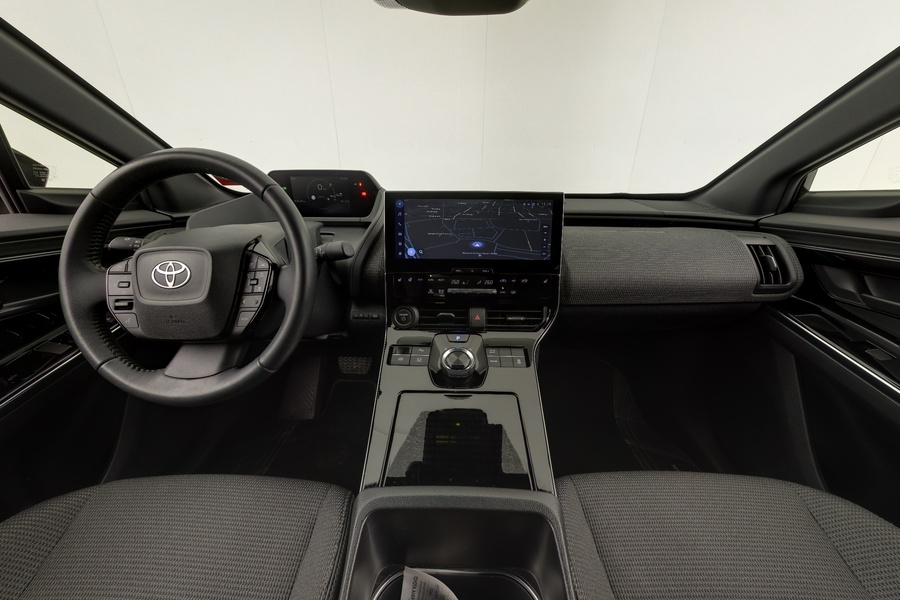 Toyota bZ4X vaihtoauto