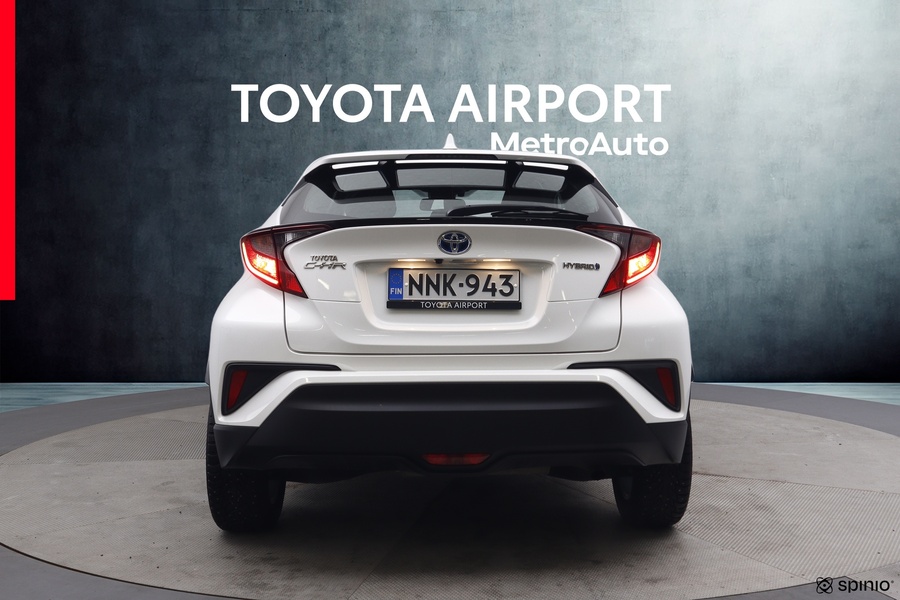 Toyota C-HR vaihtoauto