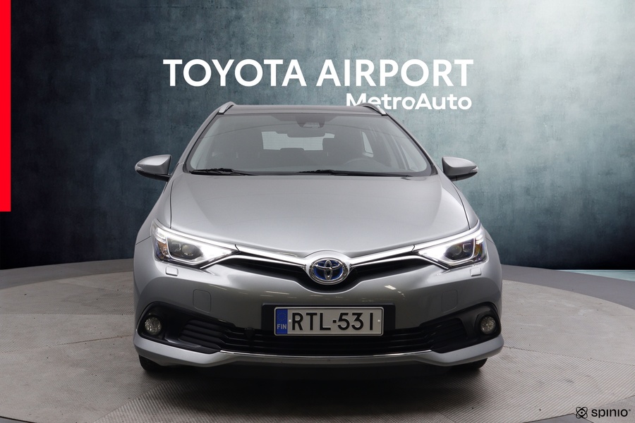 Toyota Auris vaihtoauto