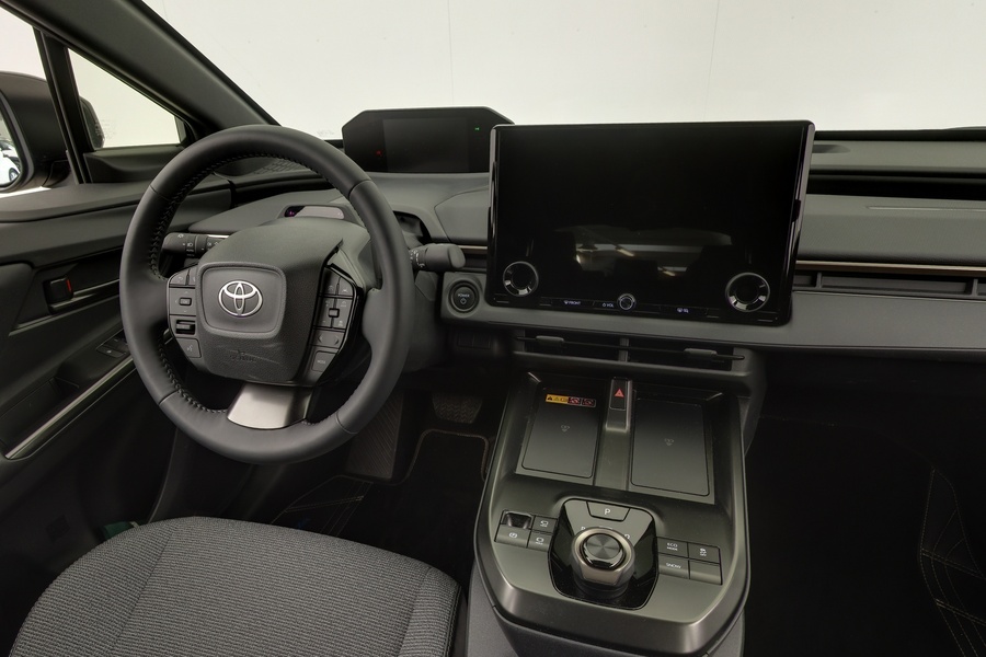 Toyota bZ4X vaihtoauto