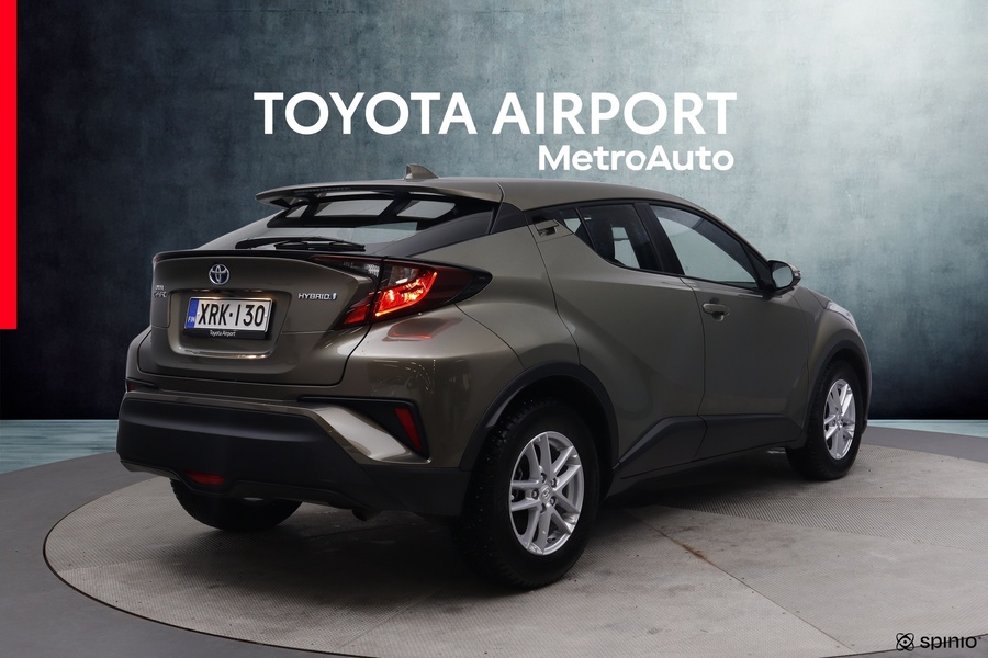 Toyota C-HR vaihtoauto