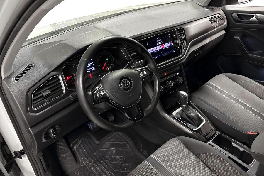 Volkswagen T-Roc vaihtoauto