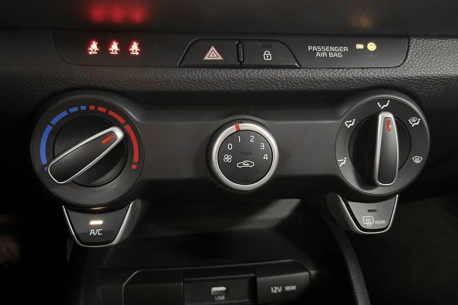 Kia Stonic vaihtoauto