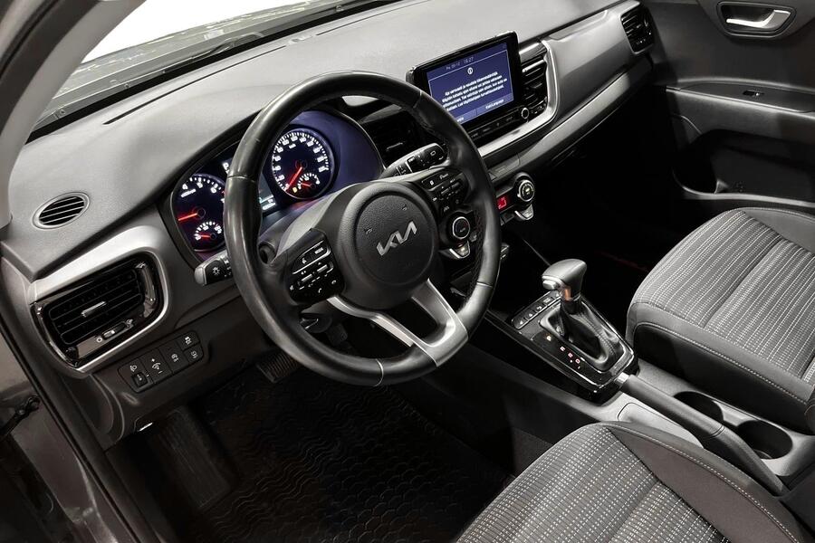 Kia Stonic vaihtoauto