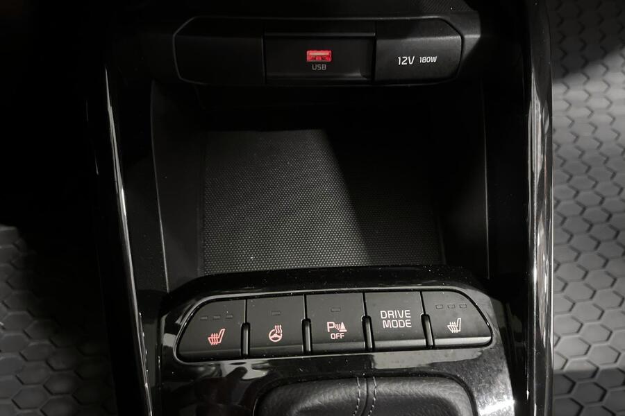 Kia Stonic vaihtoauto