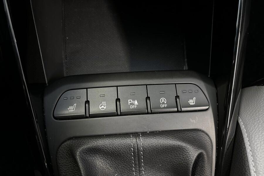 Kia Stonic vaihtoauto