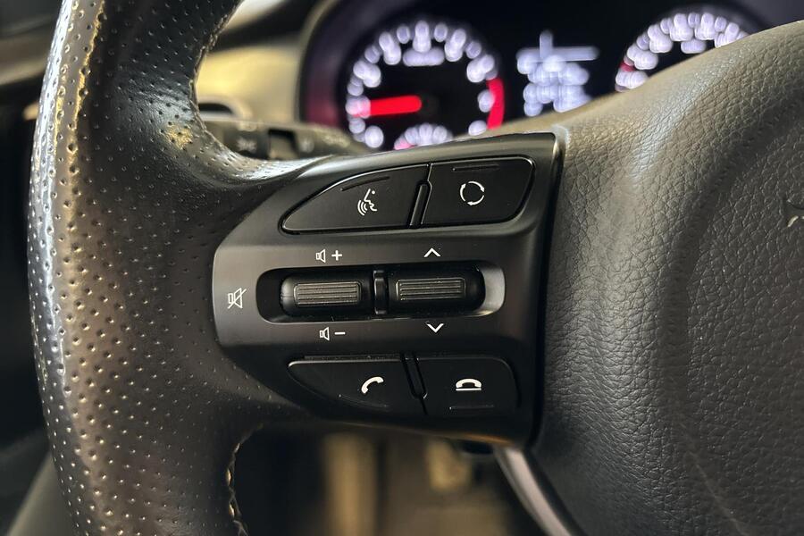 Kia Stonic vaihtoauto