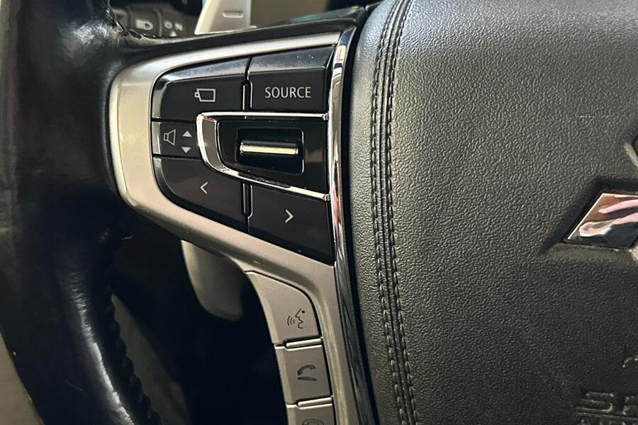 Mitsubishi Outlander PHEV vaihtoauto