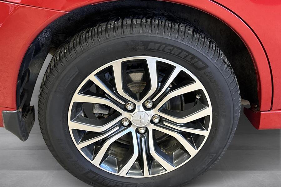 Mitsubishi Outlander PHEV vaihtoauto