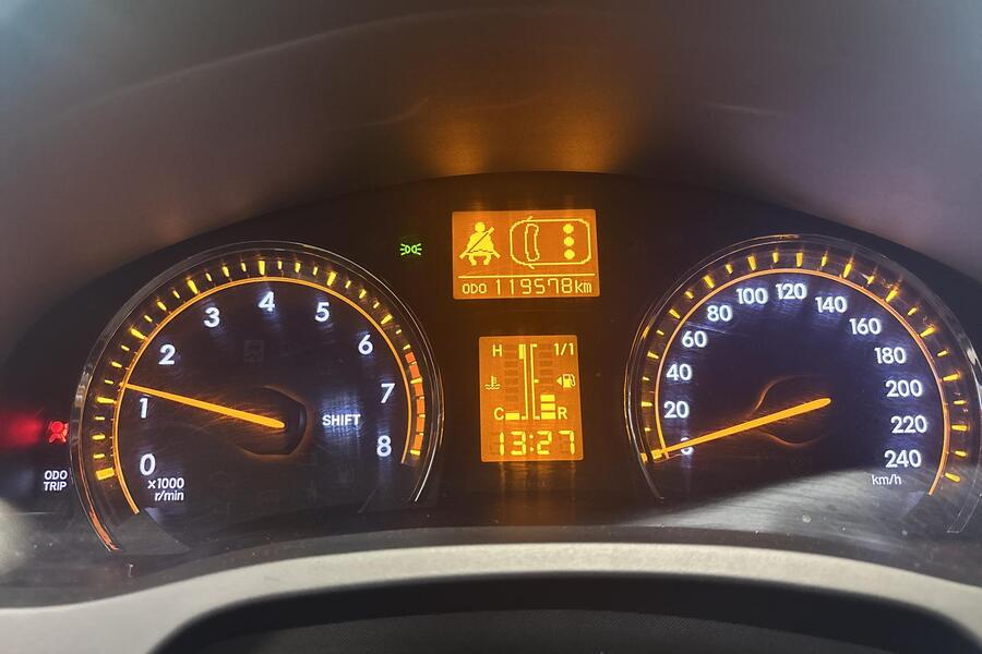 Toyota Avensis vaihtoauto