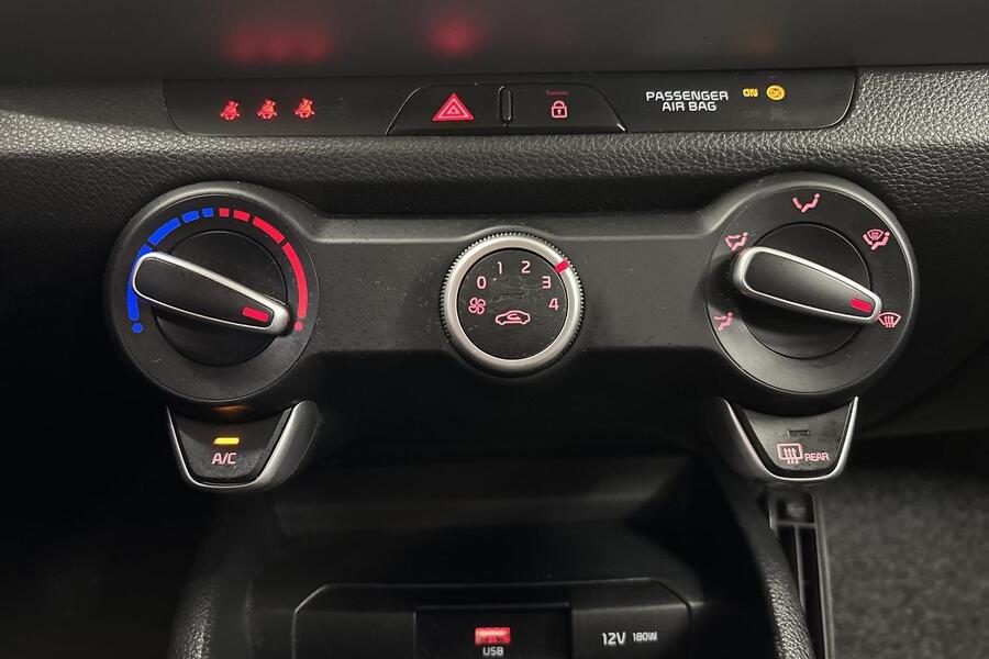 Kia Stonic vaihtoauto