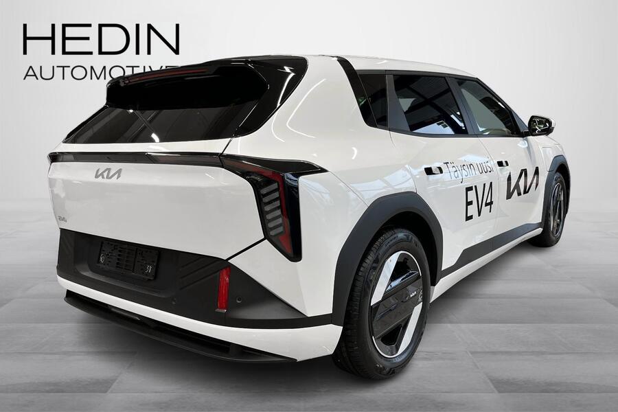 Kia EV4 vaihtoauto