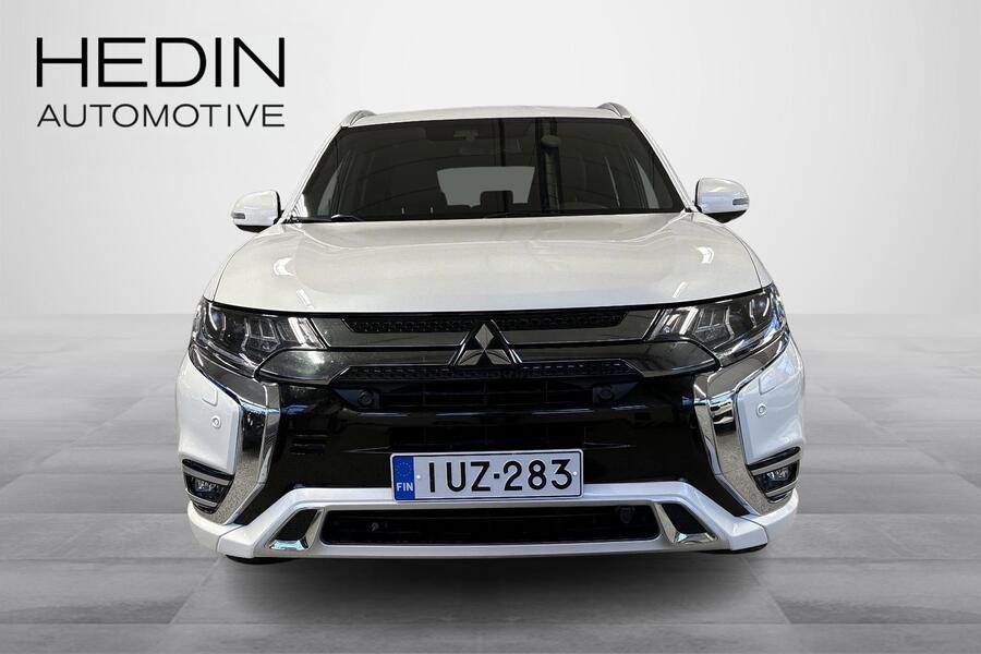 Mitsubishi Outlander PHEV vaihtoauto