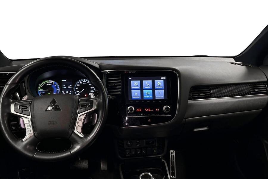 Mitsubishi Outlander PHEV vaihtoauto