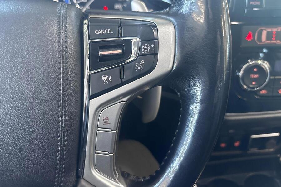 Mitsubishi Outlander PHEV vaihtoauto