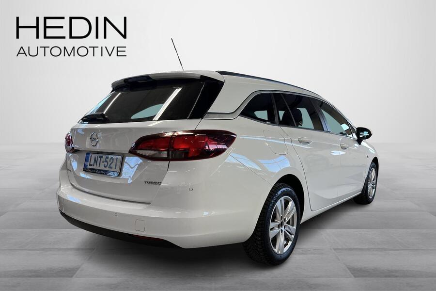 Opel Astra vaihtoauto