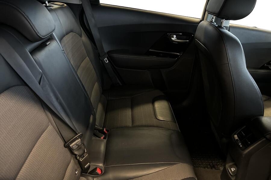 Kia Niro plug-in vaihtoauto