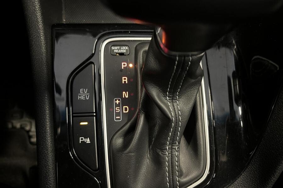 Kia Niro plug-in vaihtoauto