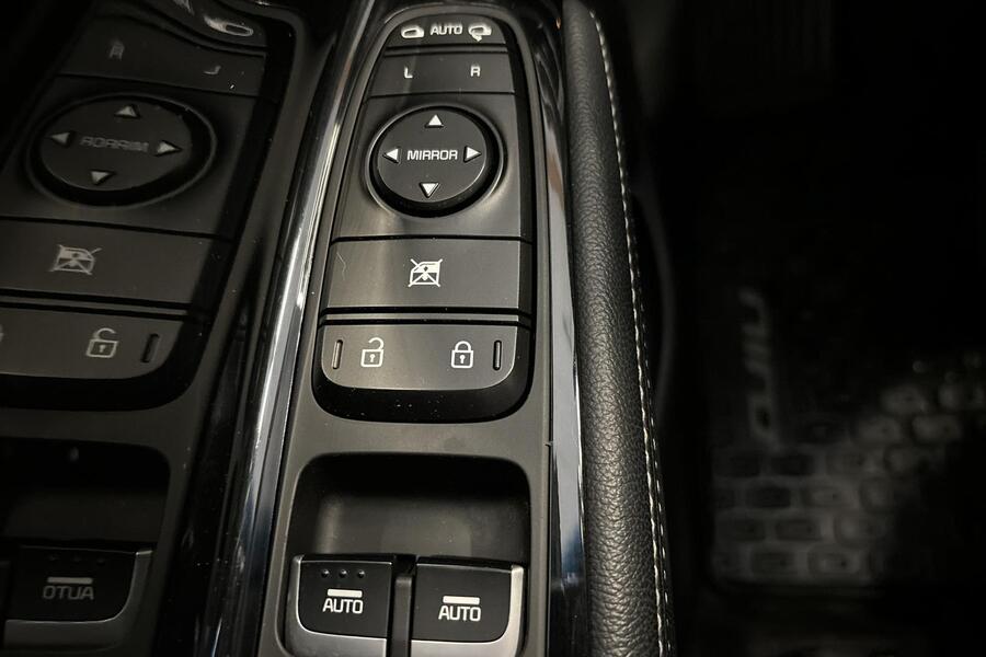 Kia Niro plug-in vaihtoauto