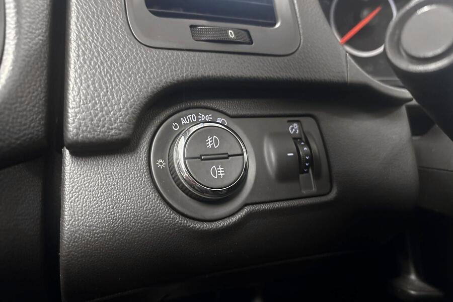 Opel Insignia vaihtoauto