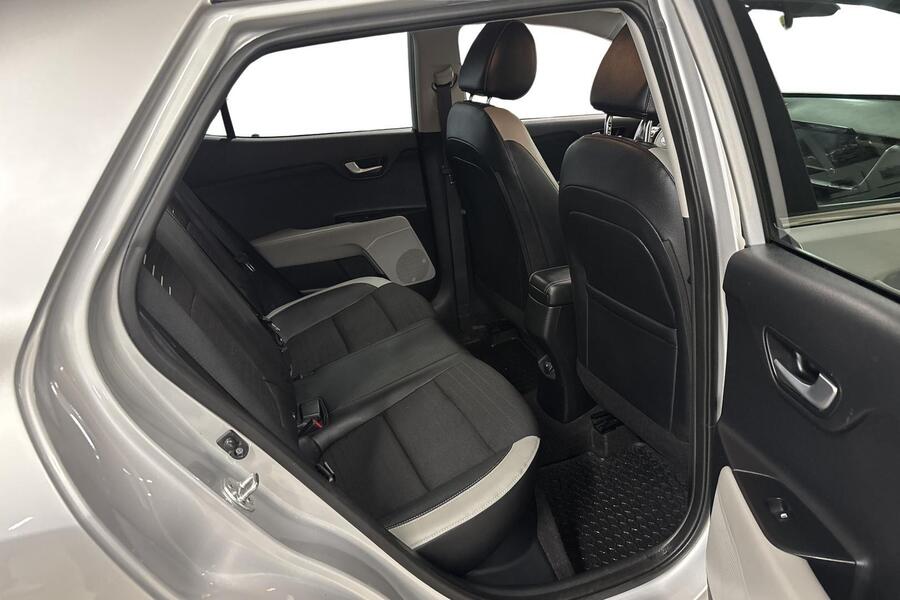 Kia Stonic vaihtoauto