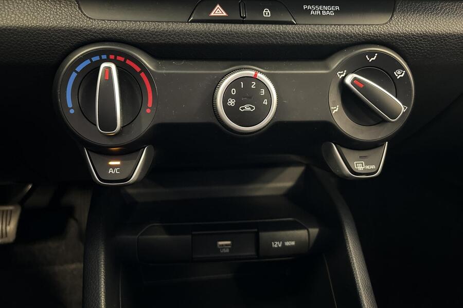 Kia Stonic vaihtoauto