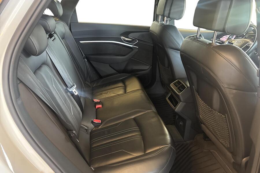 Audi e-tron vaihtoauto