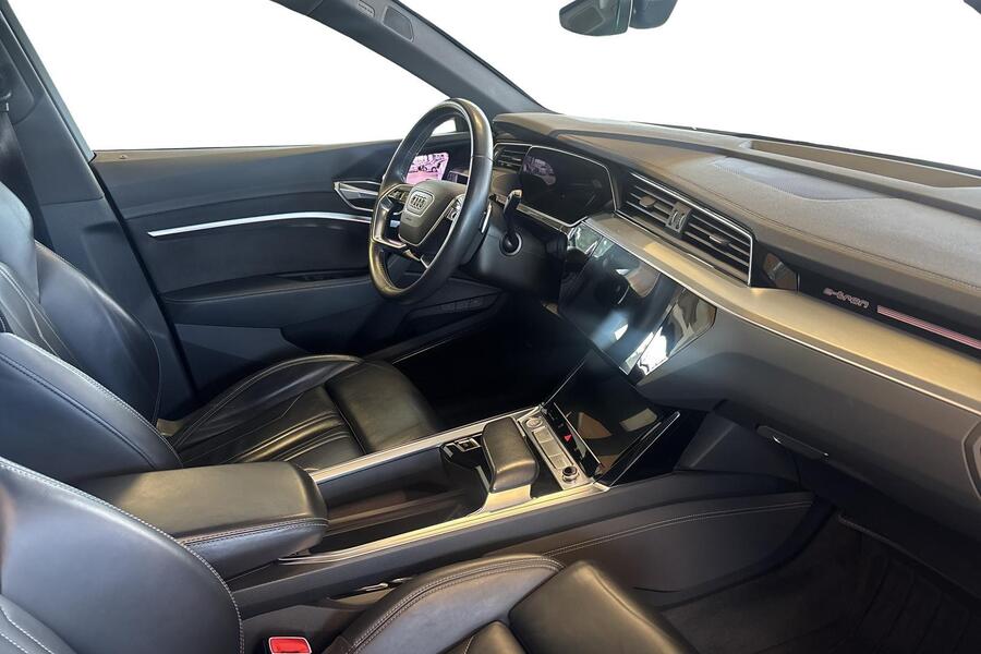 Audi e-tron vaihtoauto