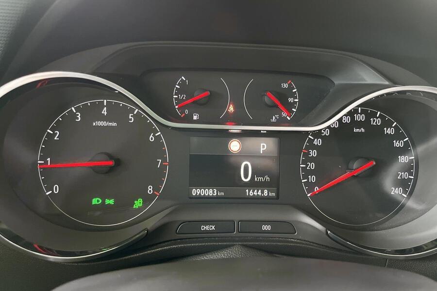 Opel Crossland X vaihtoauto