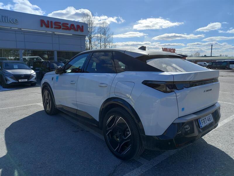 Peugeot E-3008 vaihtoauto