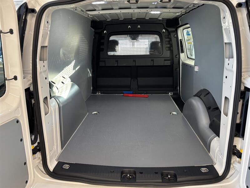 Volkswagen Caddy Maxi vaihtoauto