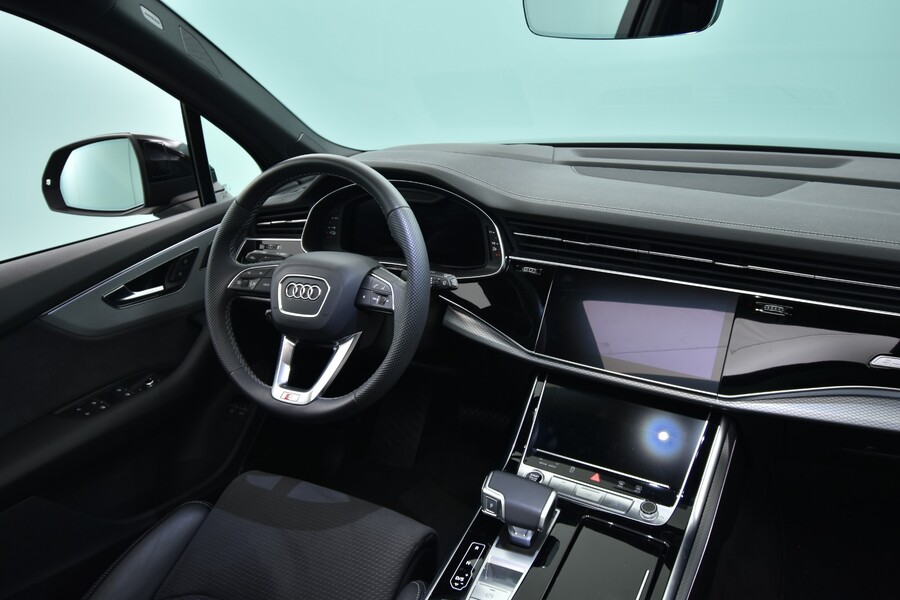Audi Q7 vaihtoauto