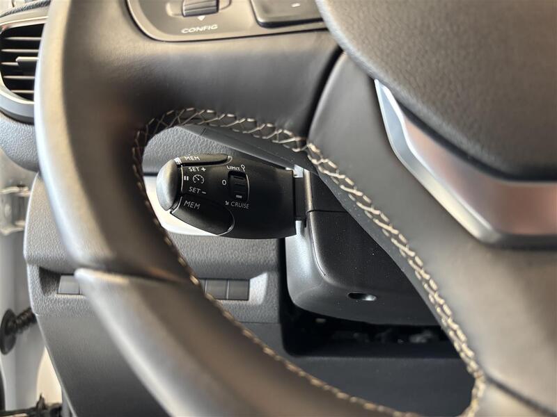 Opel Vivaro-e vaihtoauto