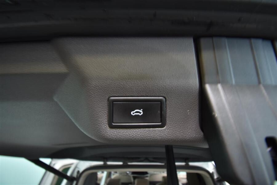 Volkswagen Multivan vaihtoauto