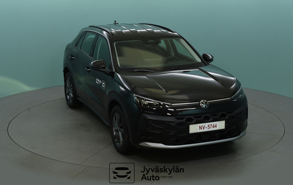 Volkswagen T-Roc vaihtoauto