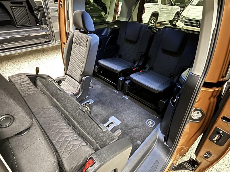 Volkswagen Caddy Maxi vaihtoauto